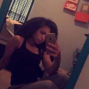 Meet your Posher, Aubrie