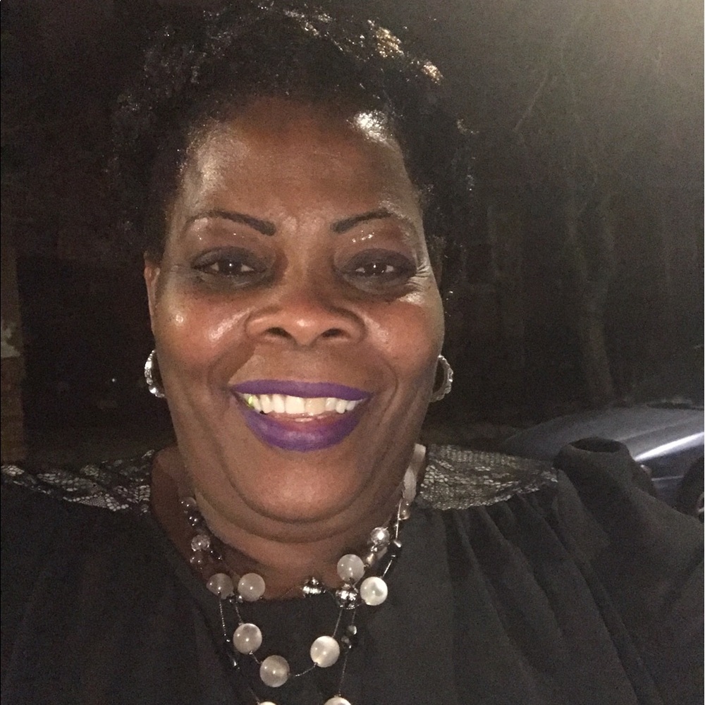 Meet your Posher, Novlette