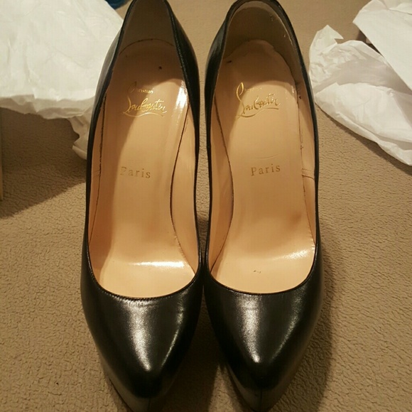 Authentic red bottoms - Picture 2 of 8