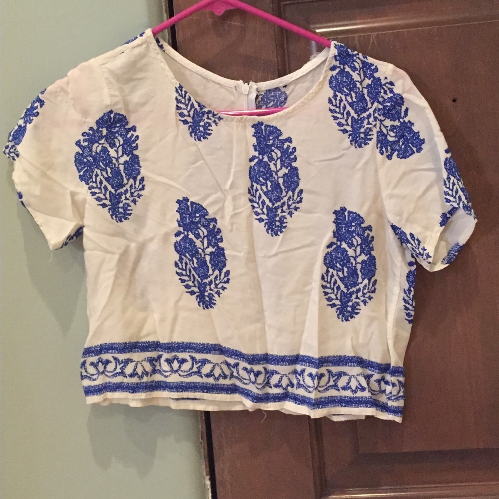 Cropped blouse