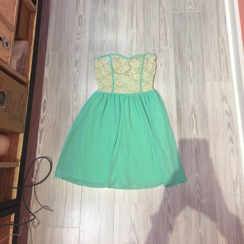 Francesca's strapless mint laced dress!!