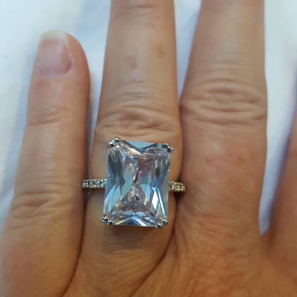 Fabulous party ring!