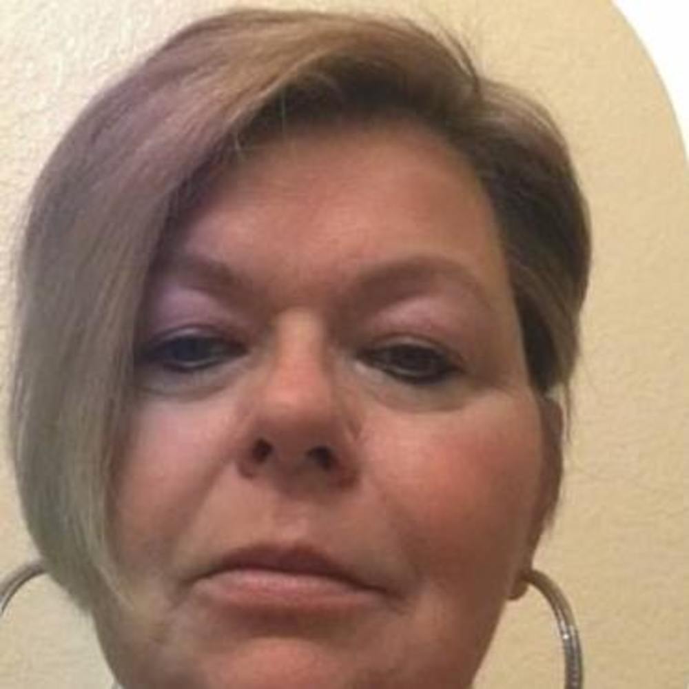 Meet your Posher, Suzanne