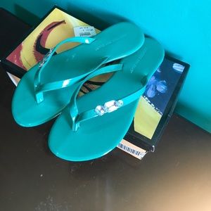 Women's size 7 Montego Bay's club