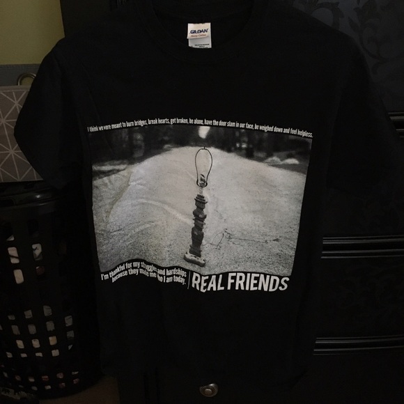 Hot Topic Tops - Real Friends Shirt