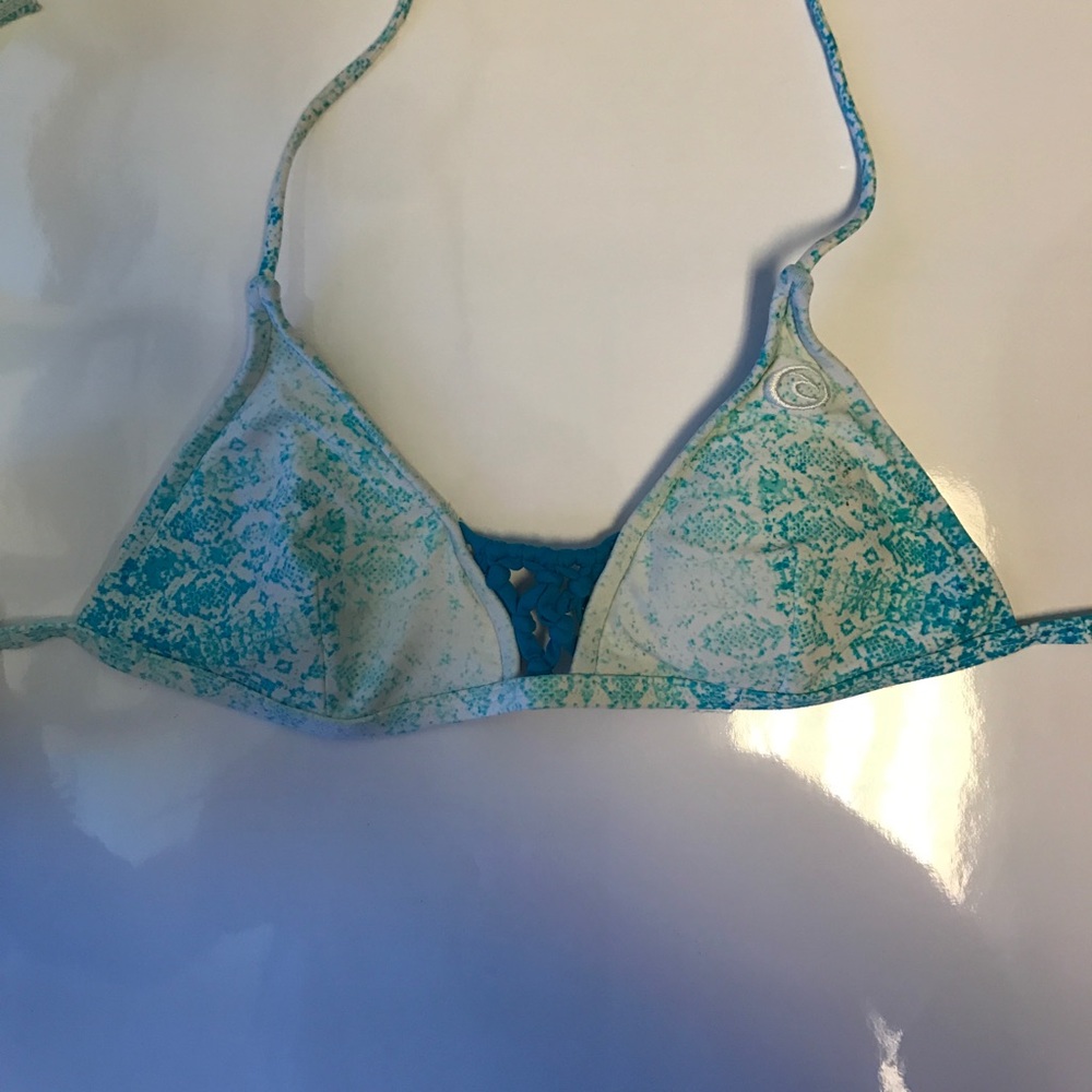 O'Neill bikini top