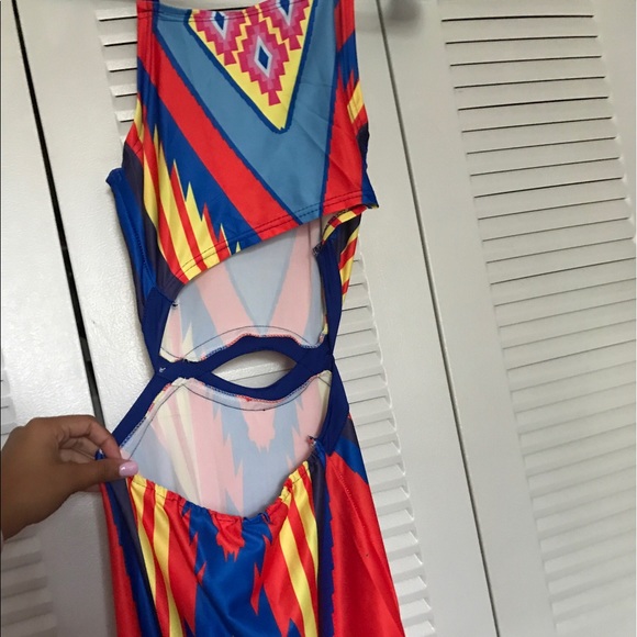 New maxi dress - Picture 3 of 3