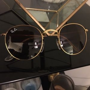 Ray-ban Round Sunglasses