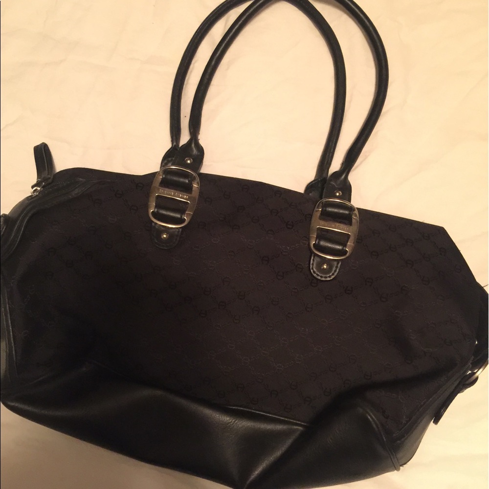 Etienne Aigner black purse