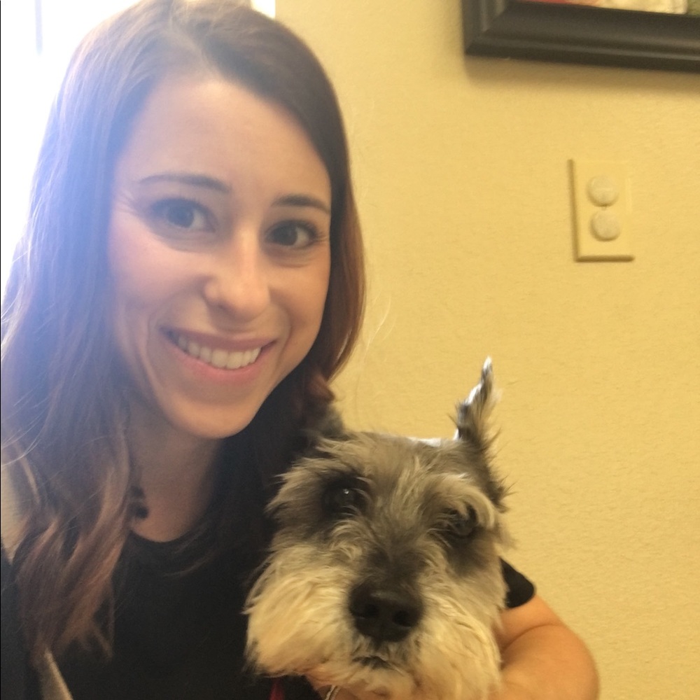 Meet your Posher, Jennifer