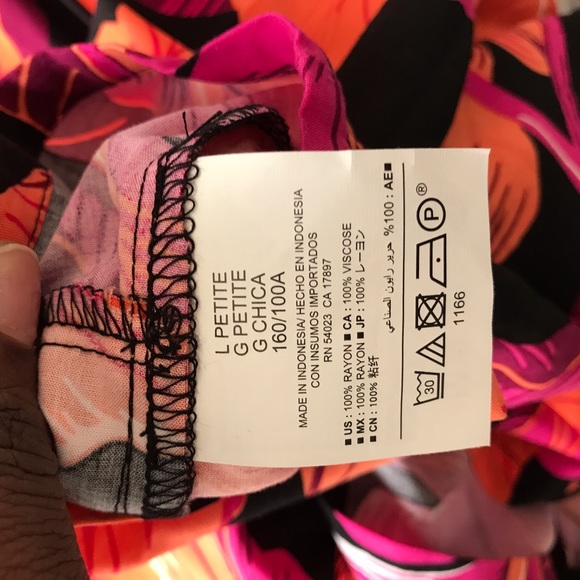 Floral print Romper - Picture 6 of 8