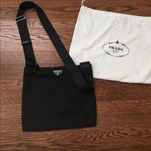 Prada Vela crossbody❗️Final price❗️