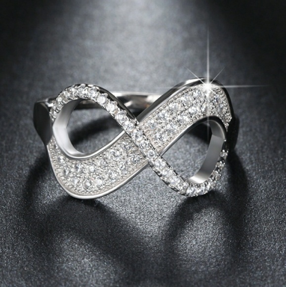 Jewelry - NWOT Infinity CZ Ring Size 5