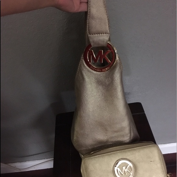 Michael Kors Purse/Wallet Combo - Picture 1 of 5