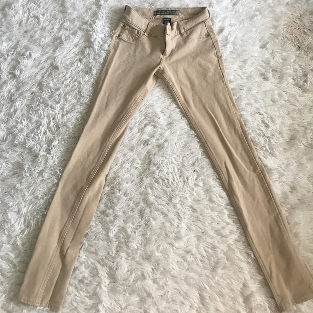 Khaki Jegging