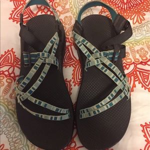 Women's Size 12 Blue Striped Chacos