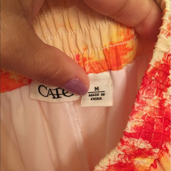 Maxi - Picture 2 of 3