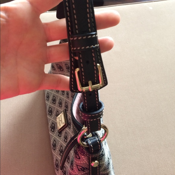 Dooney & Bourke Handbag - Picture 4 of 4