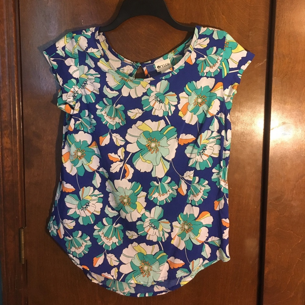 STYLUS short sleeved floral blouse