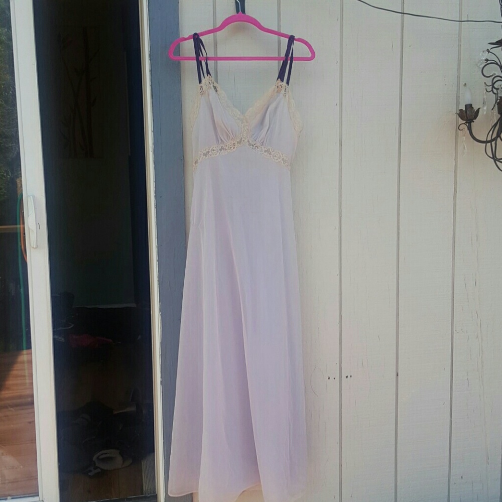 Vintage Vanity Fair Nightdress