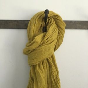 Accessories - Crinkly Wool Scarf Accessories - Crinkly Wool Scarf
