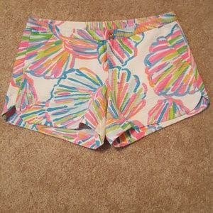 NWT Lilly Pulitzer shellabrate short