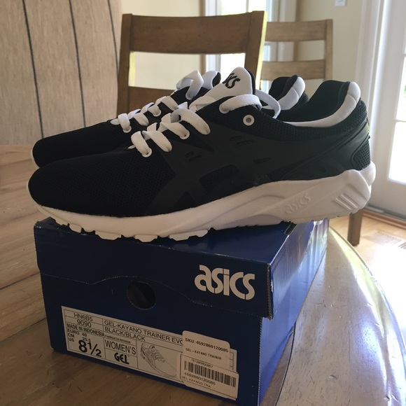 Asics Shoes - BRAND NEW ASICS SNEAKERS