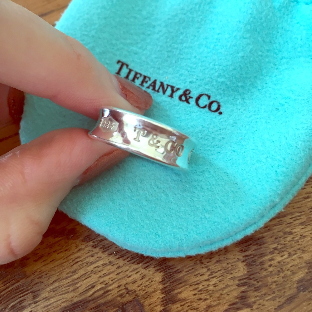 Tiffany and Co. 1837 ring 💎