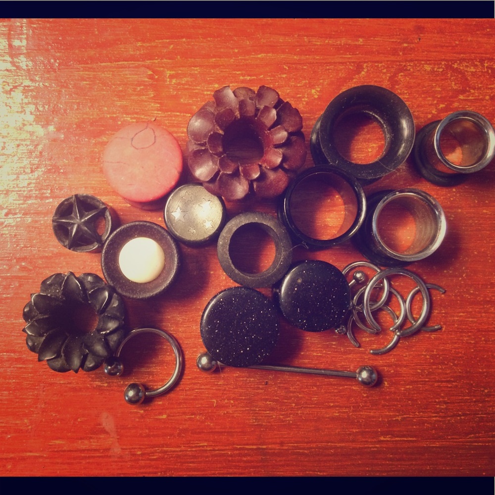 Collection of body jewelry  - 21 pieces