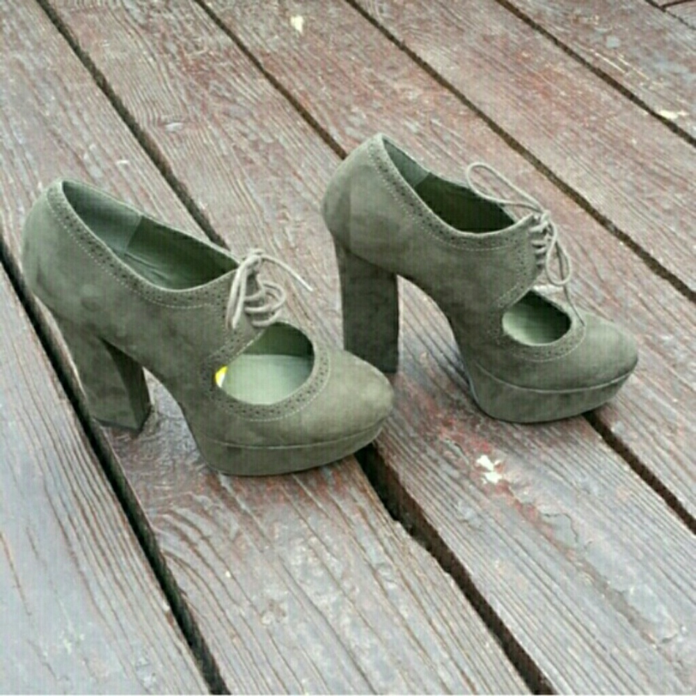 Olive Green Vintage inspired Heels