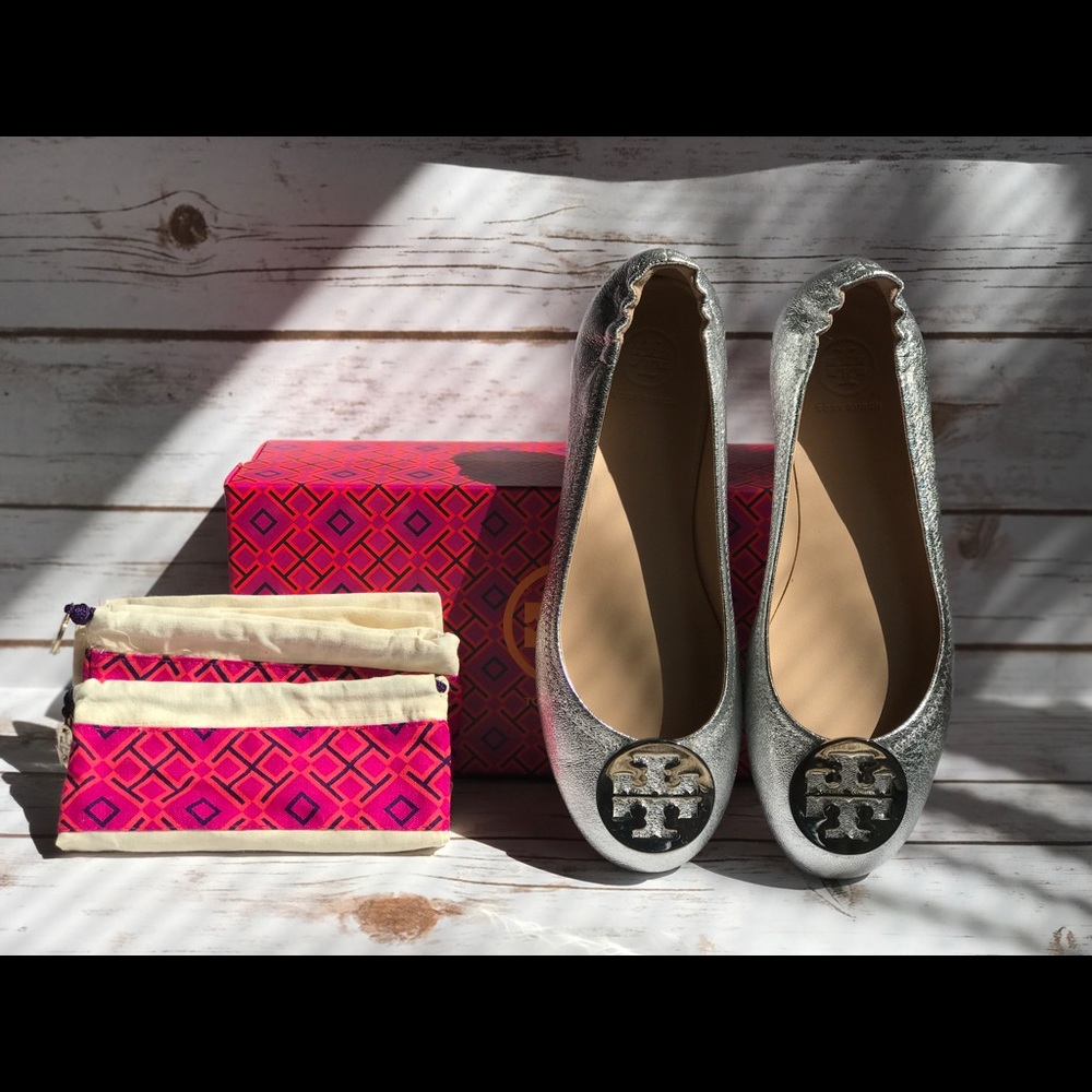 BRAND NEW TORY BURCH MINNIE FLATS "SIZE 8"