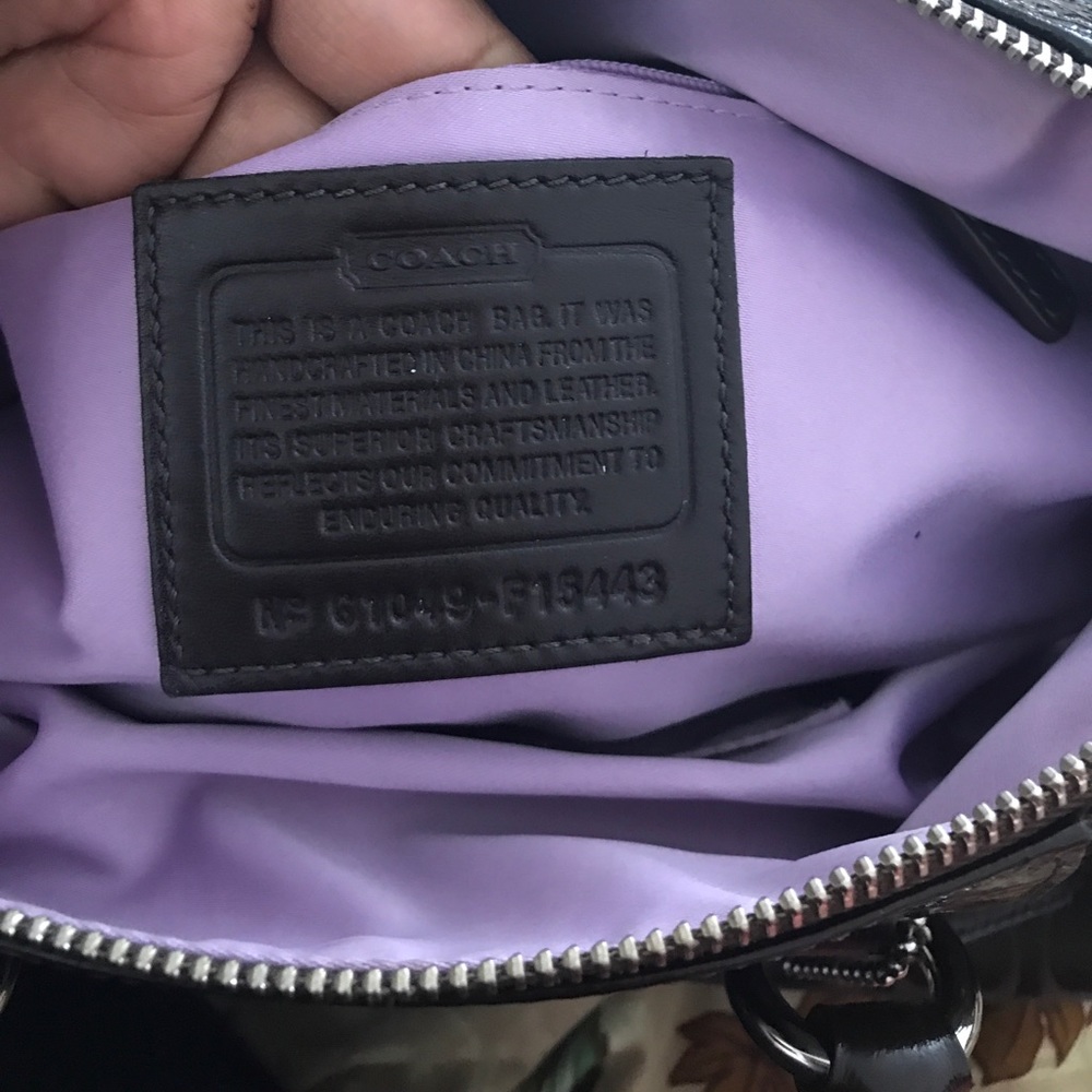 Coach Authentic - image 5