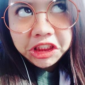 Meet your Posher, Elizha