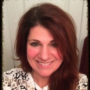 Meet your Posher, Michele