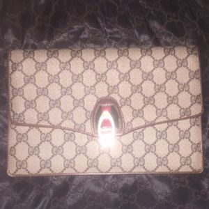 Gucci vintage clutch