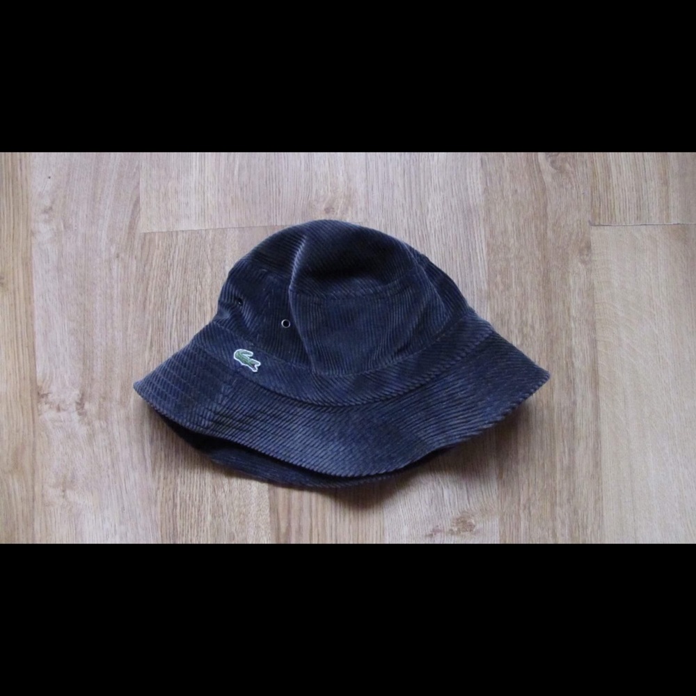 Lacoste corduroy bucket hat