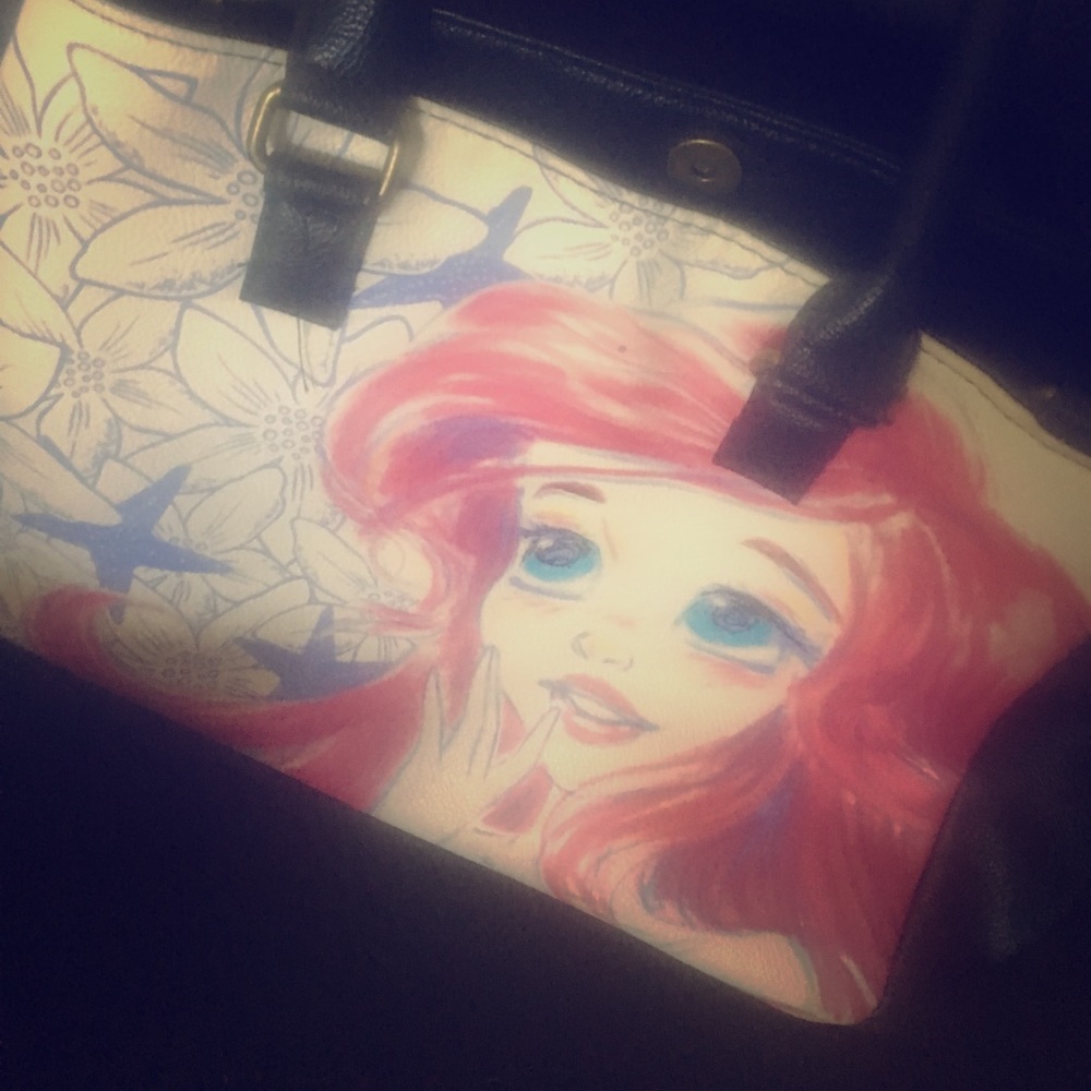 Ariel handbag