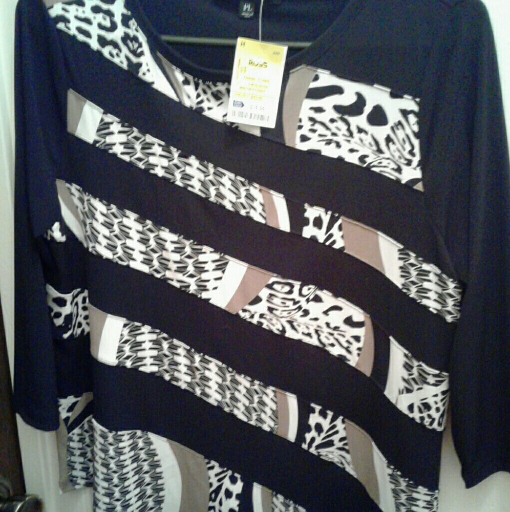 Ellen Tracy 1/2 sleeve blouse