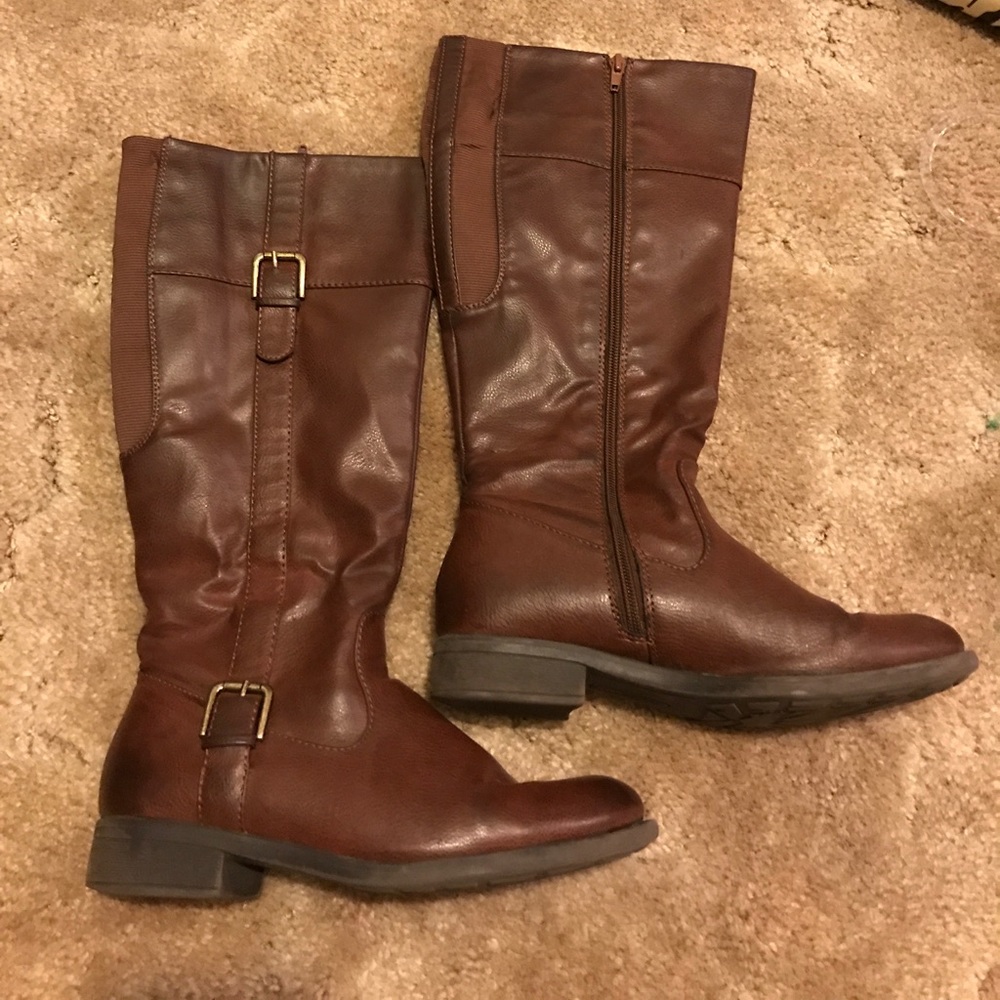 Brown leather boots size 7.5