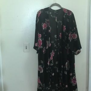 Black Floral Kimono