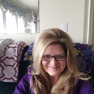 Meet your Posher, Jeri