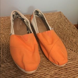 Orange and White TOMS