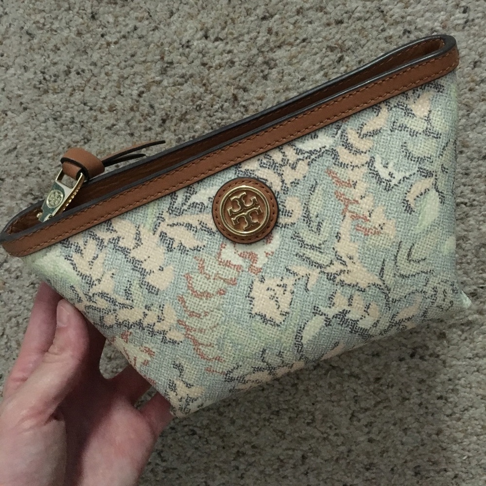 Tory Burch cosmetic case