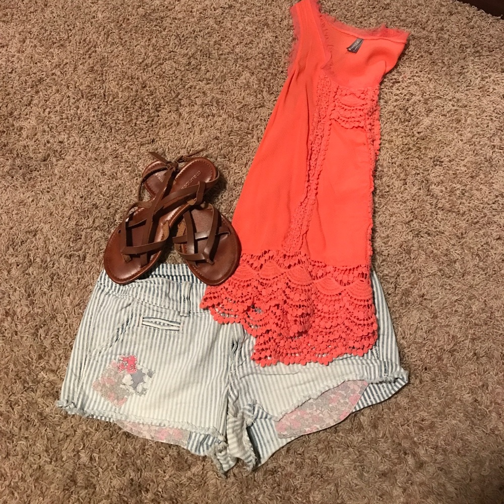Cute AE shorts