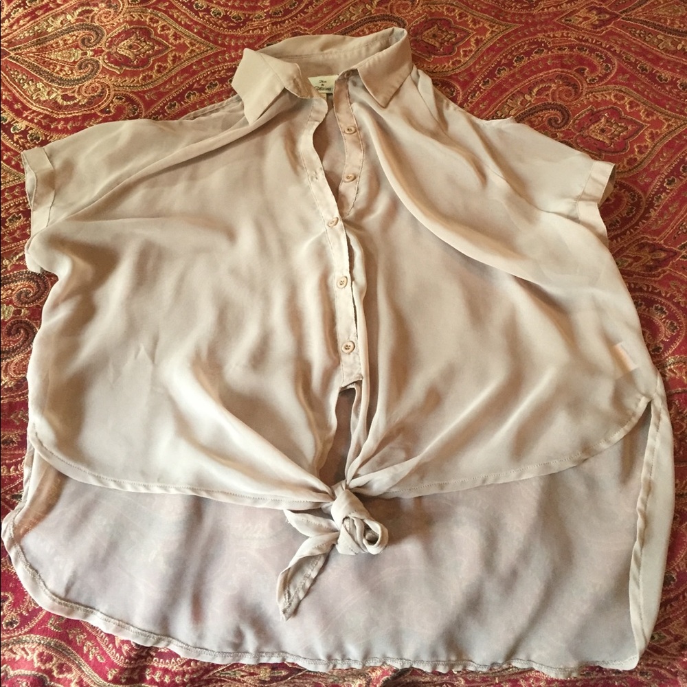 Boutique blouse bundle!