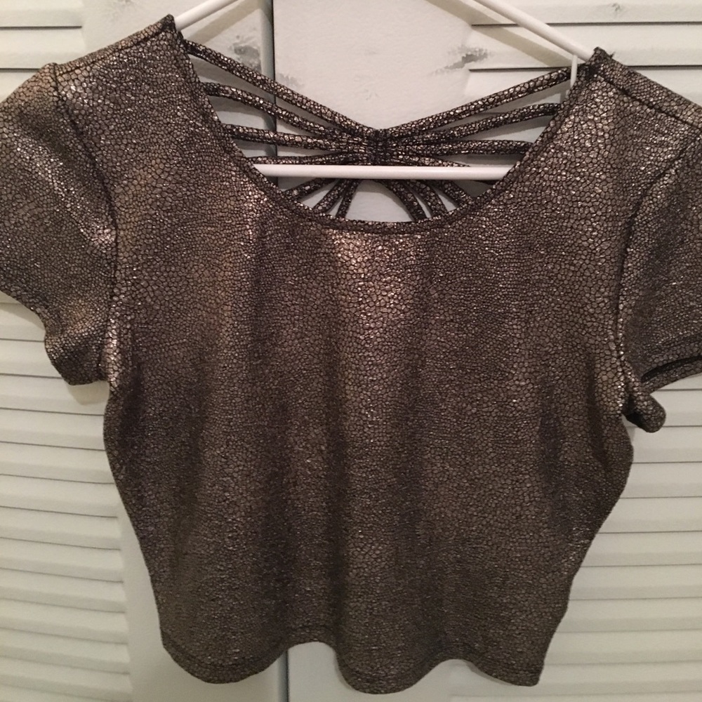 Black and gold crop top