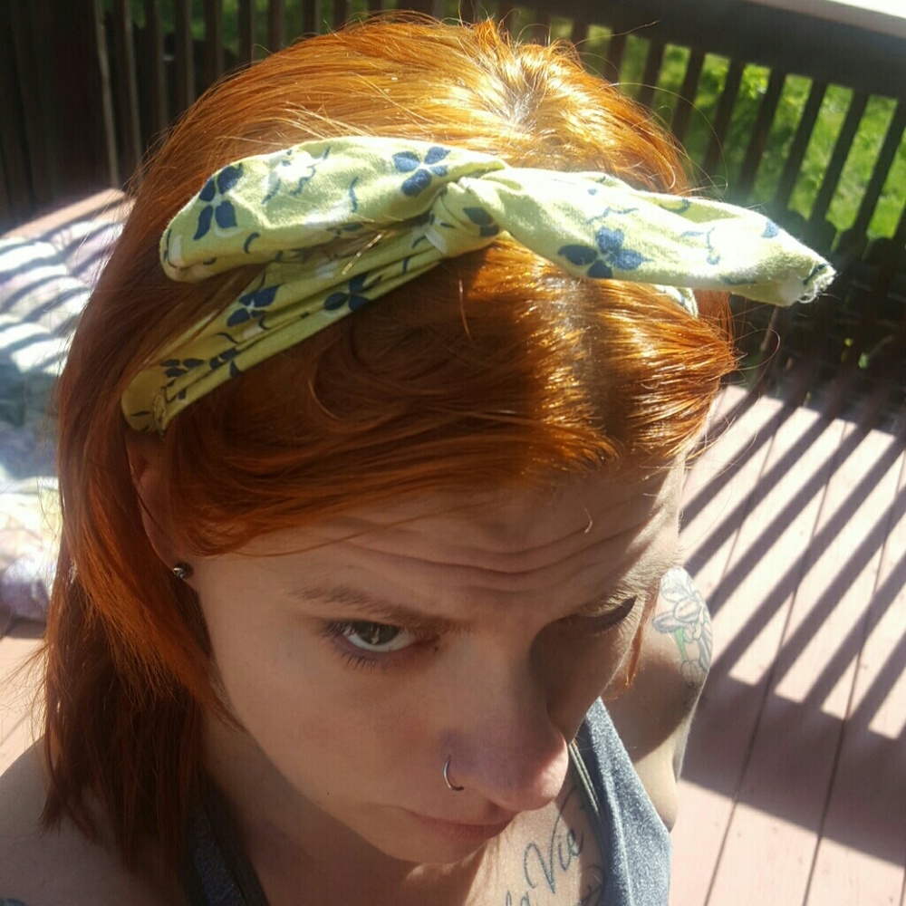 Set of 4 wired headbands