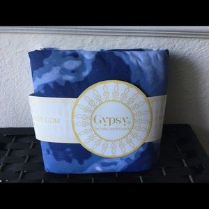 Gypsy05 blue roundie