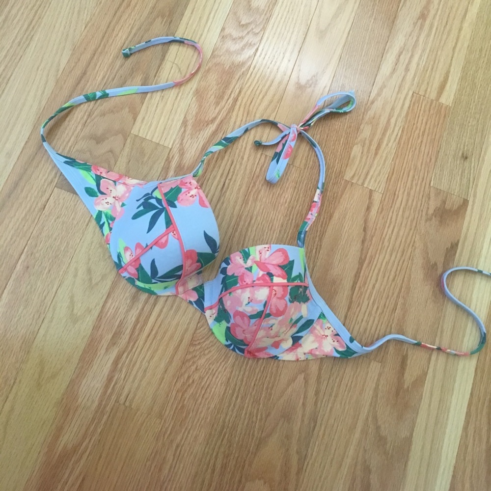 Floral bikini top