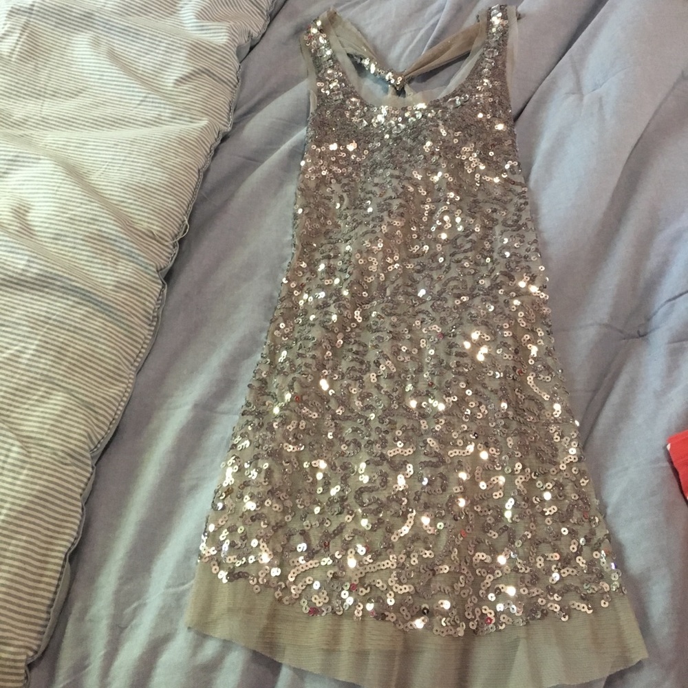Silver sequin tunic - Picture 2 of 3